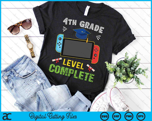 Nivel de 4to grado Graduación completa SVG PNG Cortar archivos imprimibles - on a t-shirt