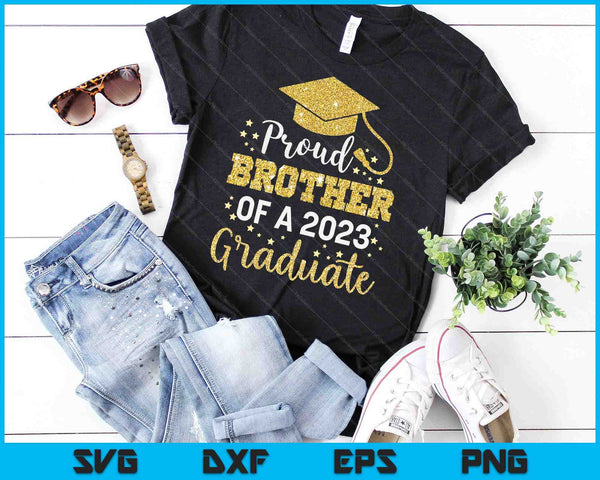 Trotse broer van een klas van 2023 afgestudeerde SVG PNG snijden afdrukbare bestanden - on a t-shirt