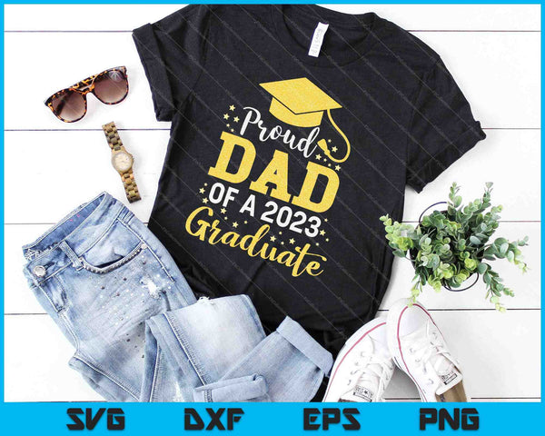 Trotse moeder van een klas van 2023 afgestudeerde SVG PNG snijden afdrukbare bestanden - on a t-shirt