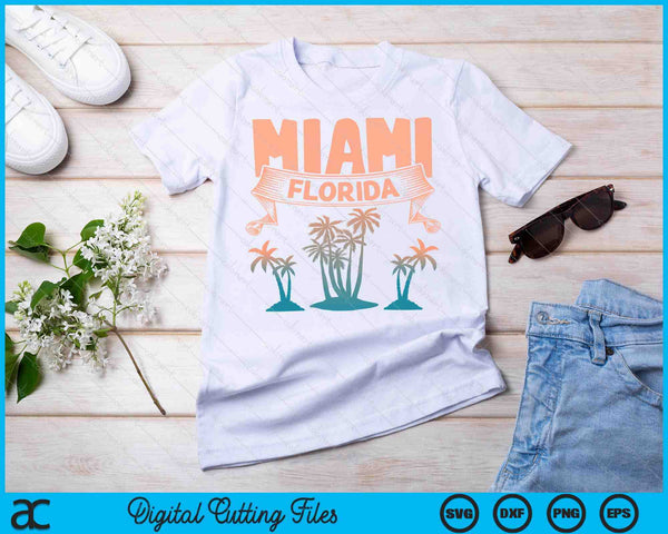Tropische zomervakantie palmbomen Miami Beach SVG PNG snijden afdrukbare bestanden - on a t-shirt