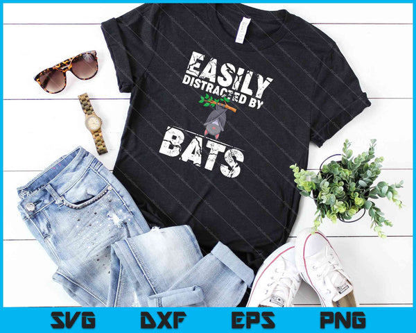 Gemakkelijk afgeleid door vleermuizen Grappige vleermuis Cadeau Halloween SVG PNG Snijden afdrukbare bestanden - on a t-shirt